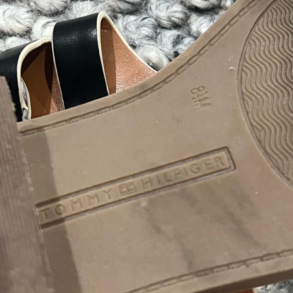 Tommy Hilfiger Black and Tan Women's Sandals - Picture 5 of 5